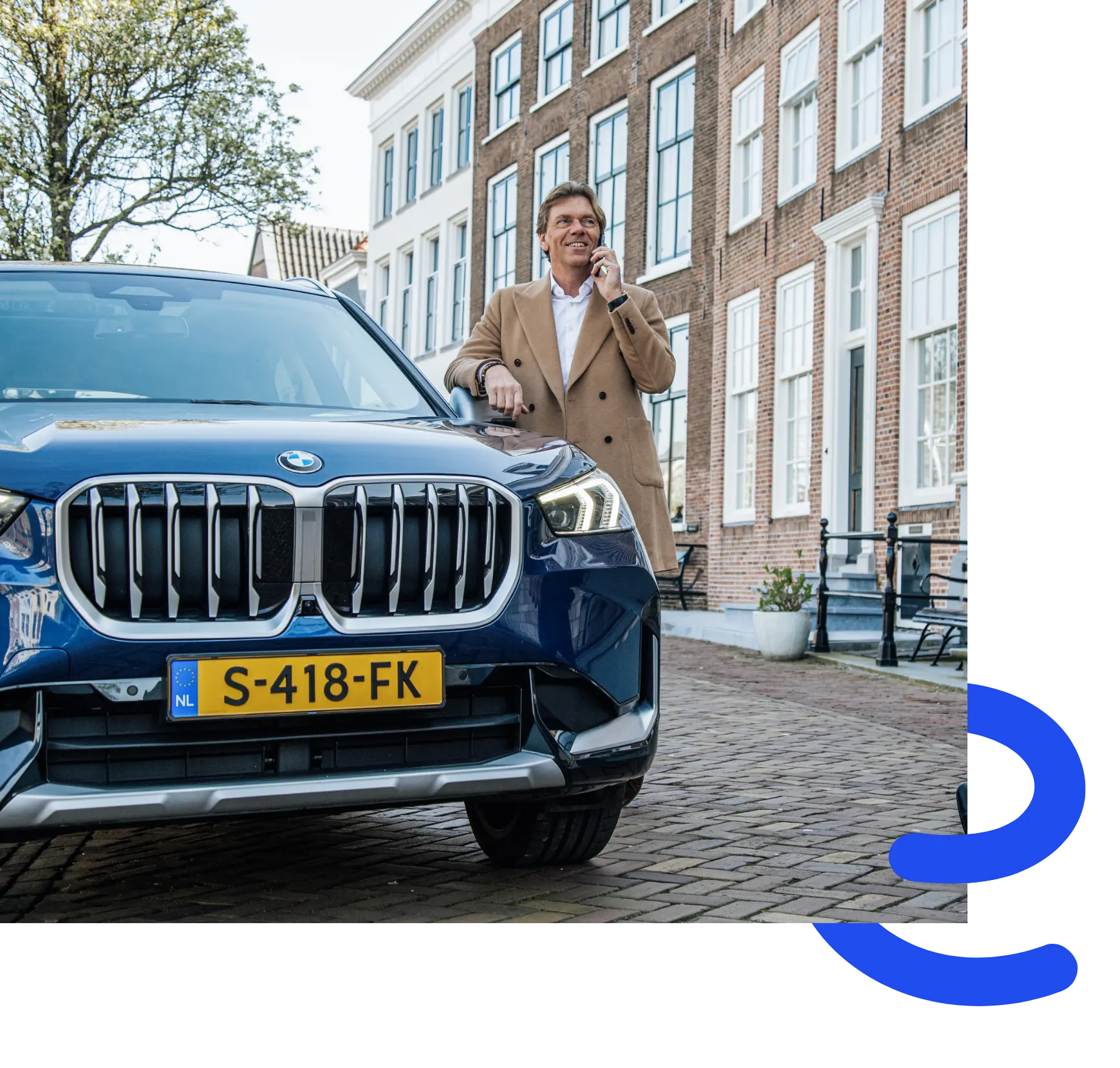 edw-autolease-foto-auto-font-case-blackdesk