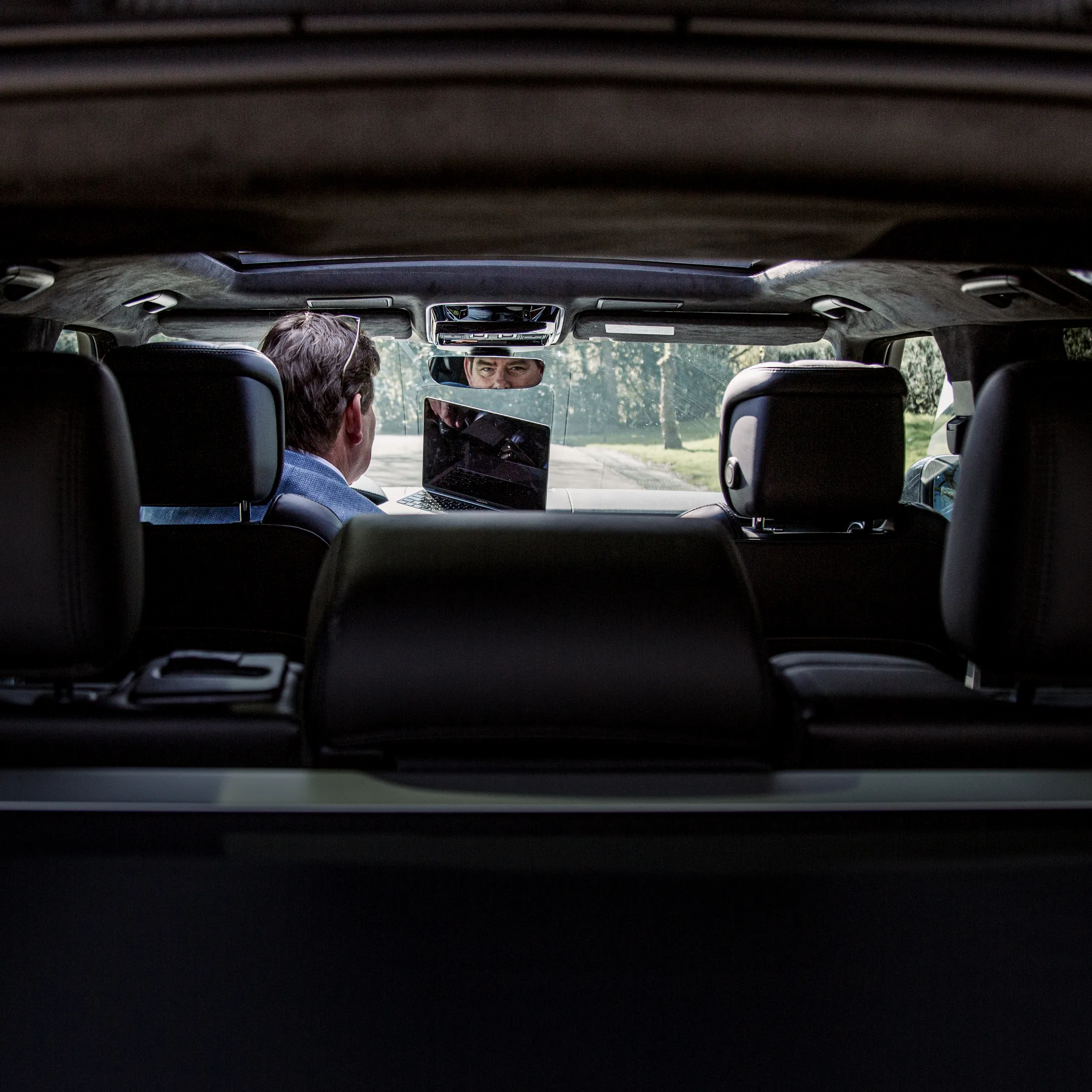 edw-autolease-slider-foto-auto-spiegel-case-blackdesk